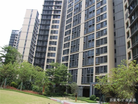 广州购房新政策2020（广州楼市：购买者不要被表面的浮华所迷惑，这种房产涨幅特慢！）
